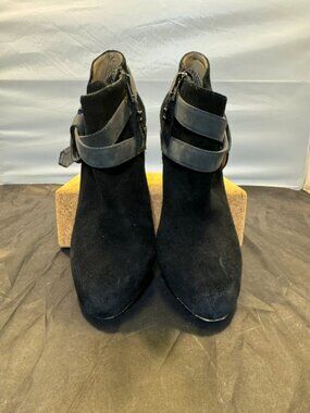 Matt Bernson Coup D’etat Ankle Strap Booties Black Suede MB99-18 Women's Size 8